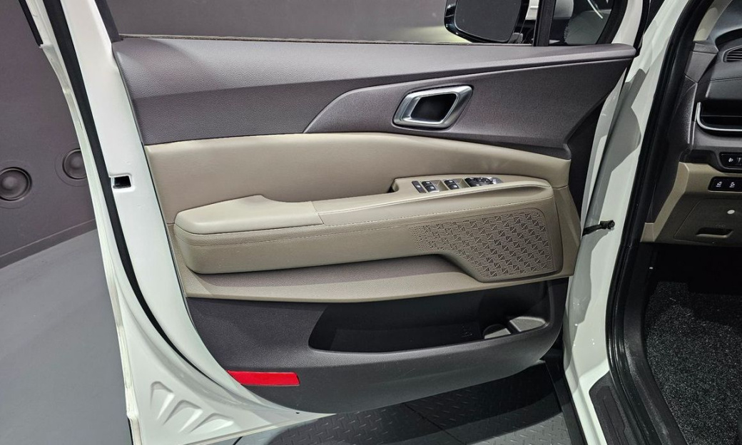 Kia Carnival 7-Seater Noblesse, 2024