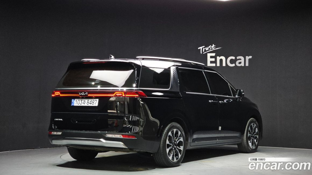 Kia Carnival 9-Seater Noblesse, 2023