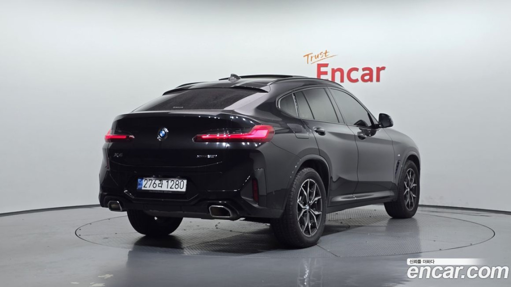 BMW X4 xDrive20i M Sport, 2022