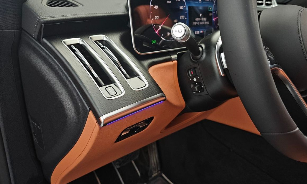 Mercedes-Benz S-Class S350 d 4MATIC, 2025
