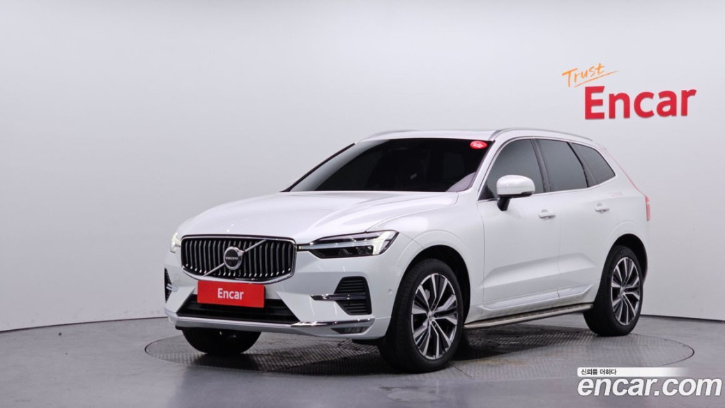 Volvo XC60 B6 Inscirtion, 2022