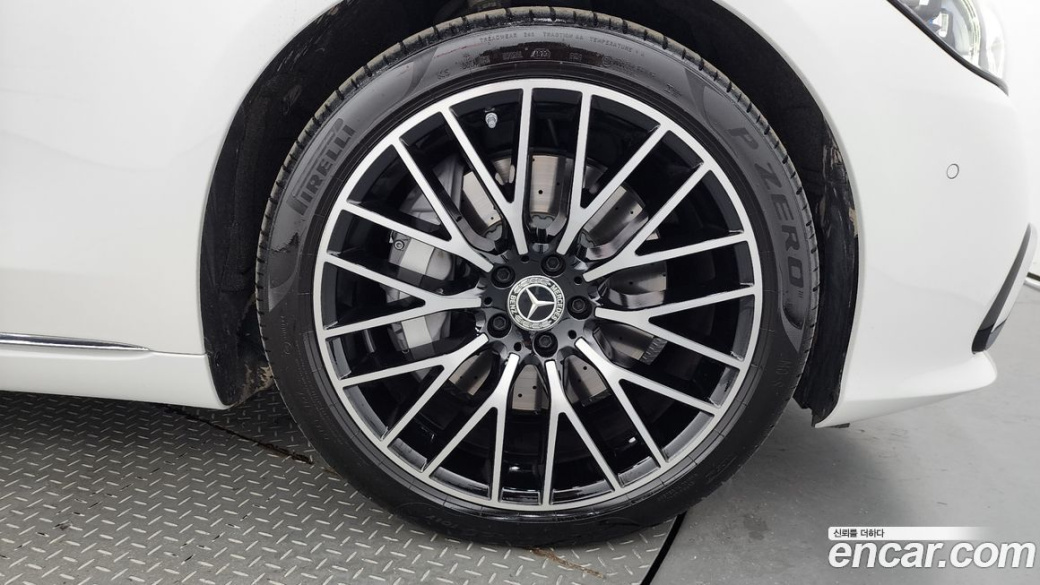 Mercedes-Benz S-Class S580L 4MATIC, 2024