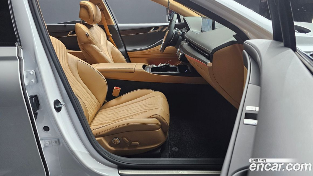 Genesis G80 Gasoline 2.5 Turbo AWD, 2024