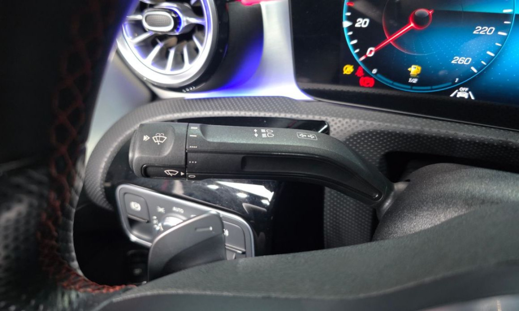 Mercedes-Benz CLA-Class CLA250 4MATIC, 2023