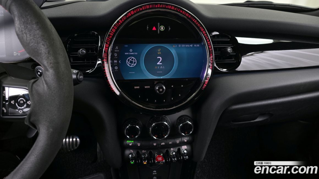 Mini Cooper JCW, 2023