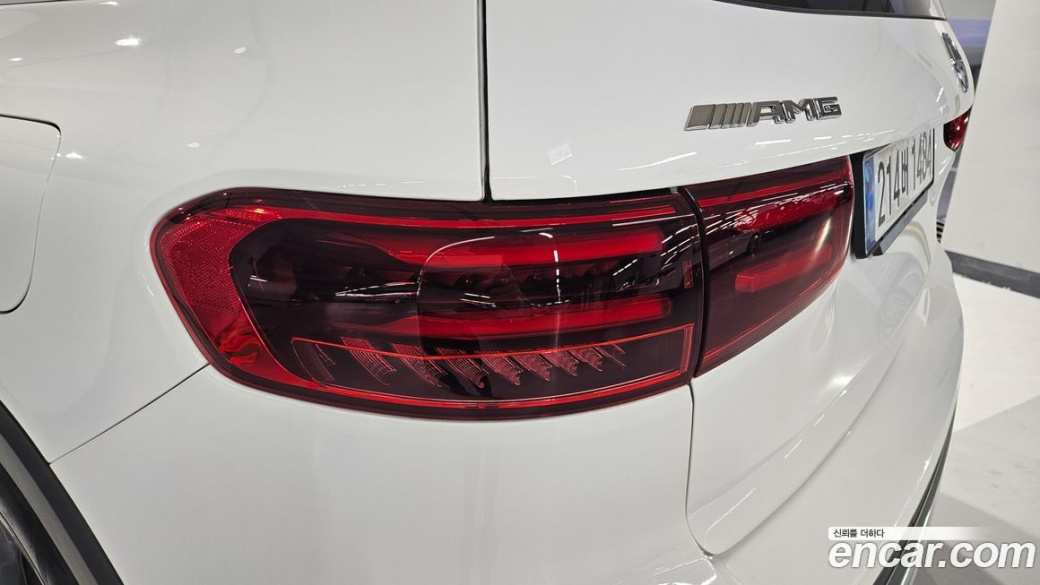 Mercedes-Benz GLB-Class AMG GLB35 4MATIC, 2025