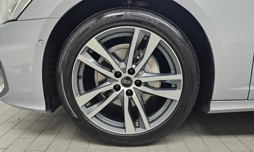 Audi A6 40 TDI Premium, 2022