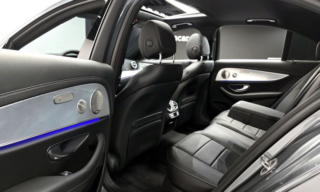 Mercedes-Benz E-Class E350 4MATIC Avantgarde, 2021