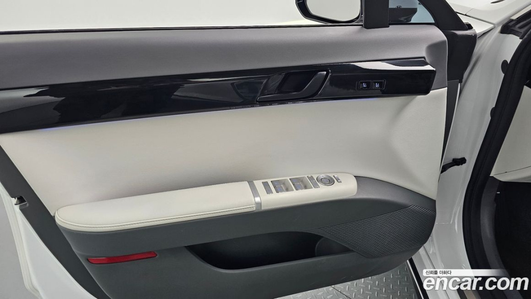 Hyundai Grandeur 2,5 Gasoline 2WD, 2023