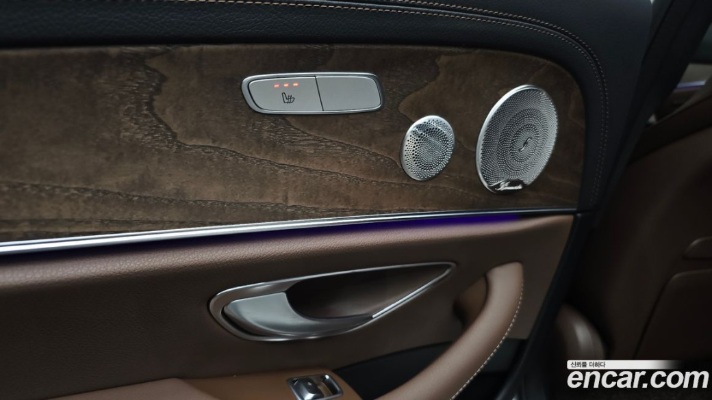 Mercedes-Benz E-Class E220d 4MATIC Exclusive, 2023