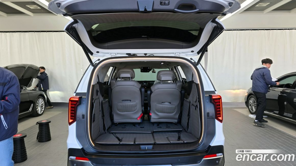 Kia Carnival 7-Seater Noblesse, 2025