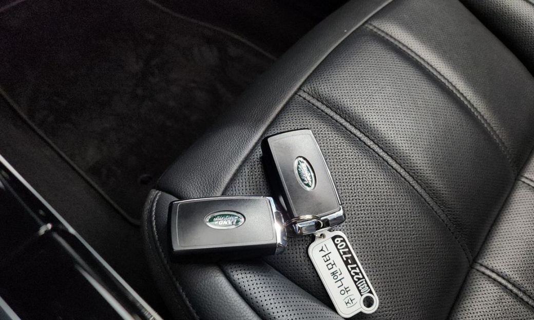 Land Rover Range Rover Evoque P250 SE, 2023