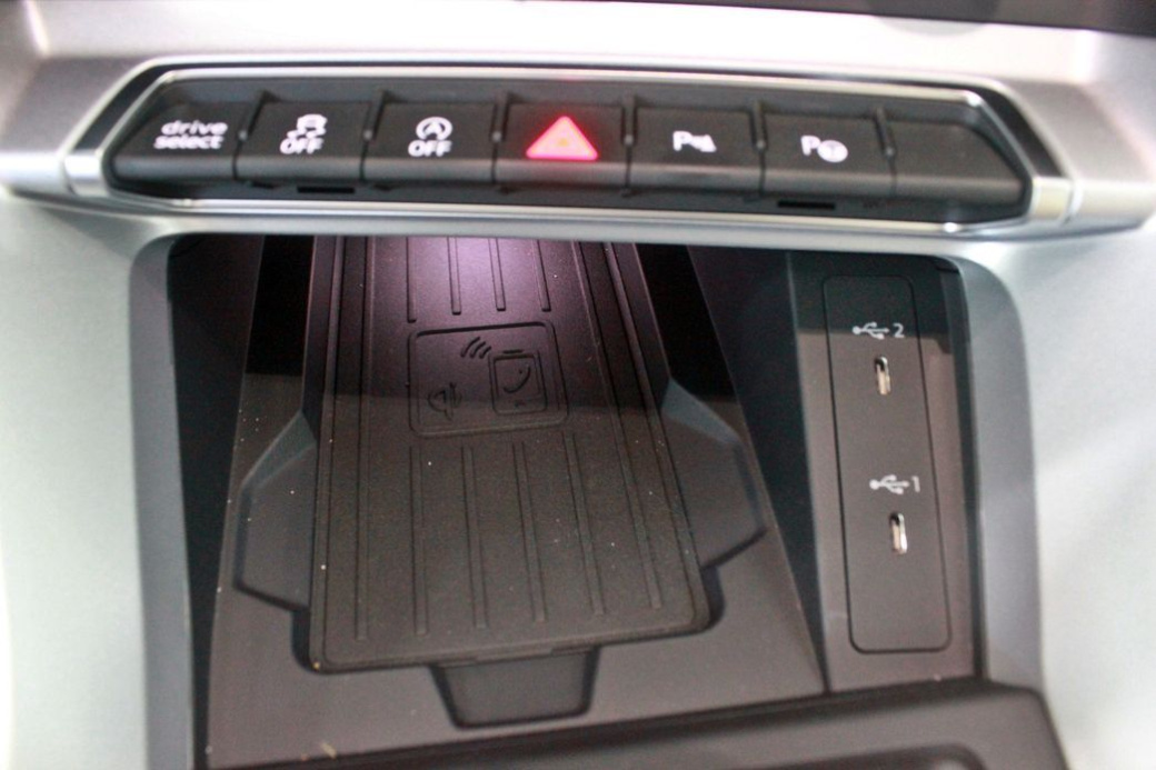 Audi Q3 40 TFSI Quattro Premium, 2026