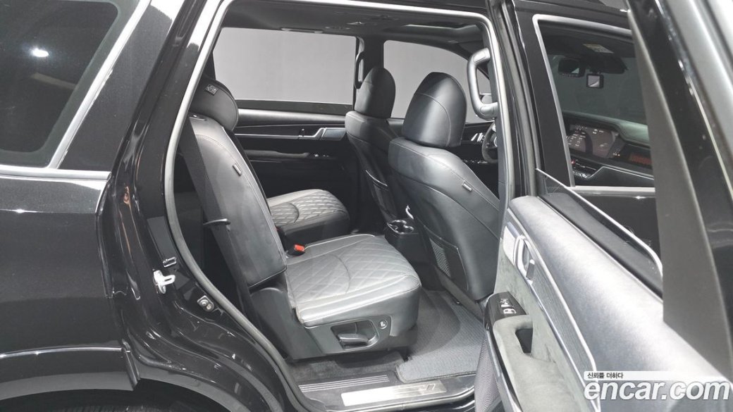 Kia Mohave Diesel 3.0 4WD 6-Seater, 2022
