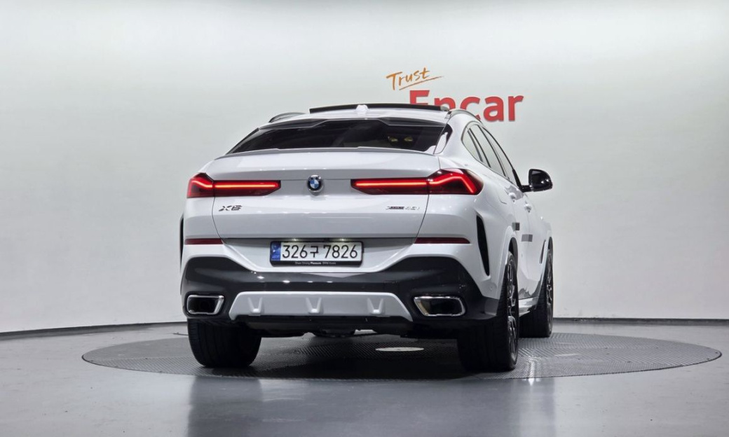 BMW X6 xDrive40i M Sport, 2024