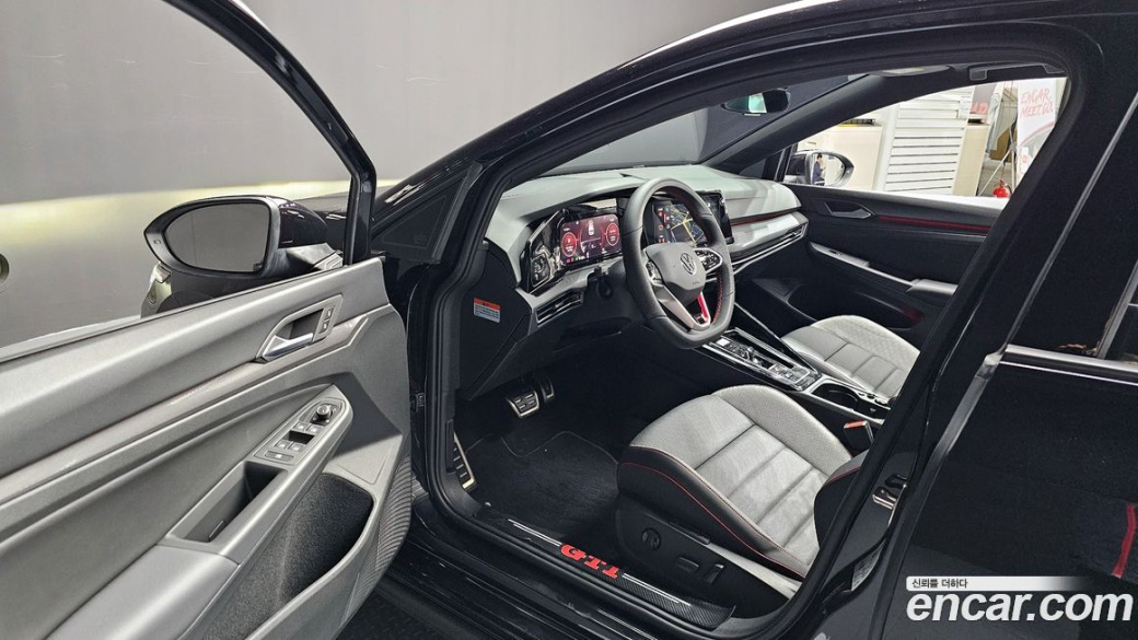 Volkswagen Golf 2.0 GTI, 2023