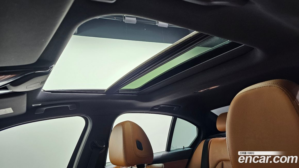 BMW 3-Series 320i M Sport, 2022