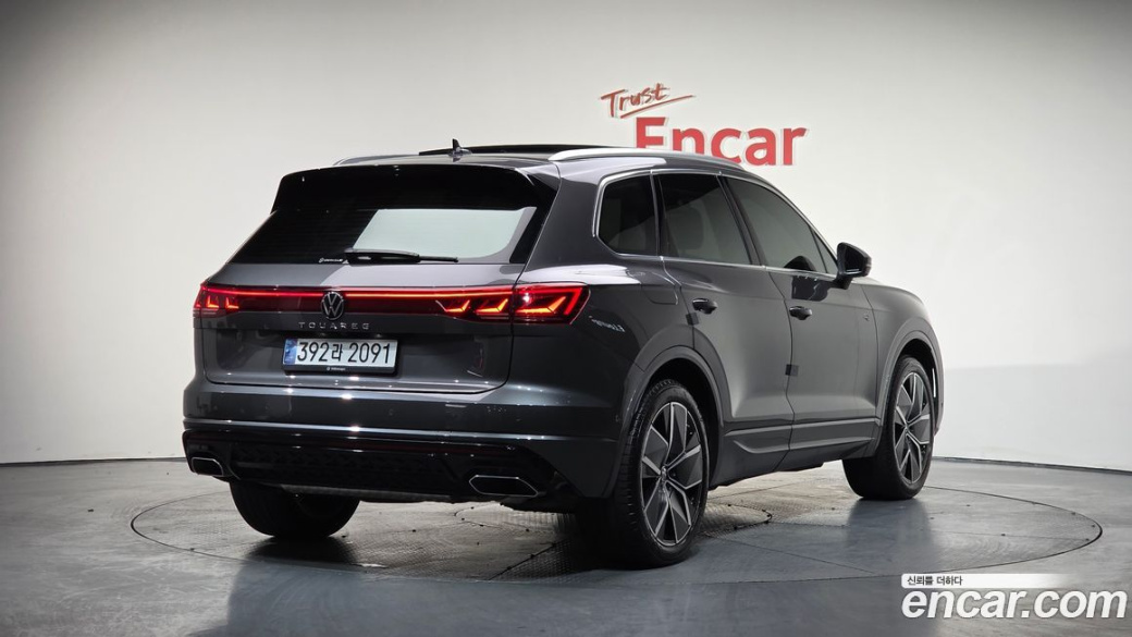 Volkswagen Touareg 3.0 TDI R-Line, 2024