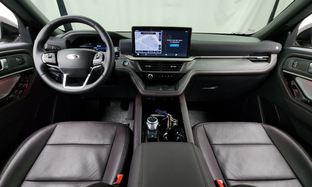 Ford Explorer 2.3 Platinum 4WD, 2025