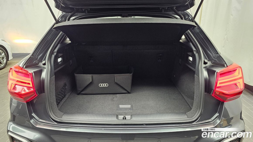 Audi Q2 35 TDI Premium, 2023