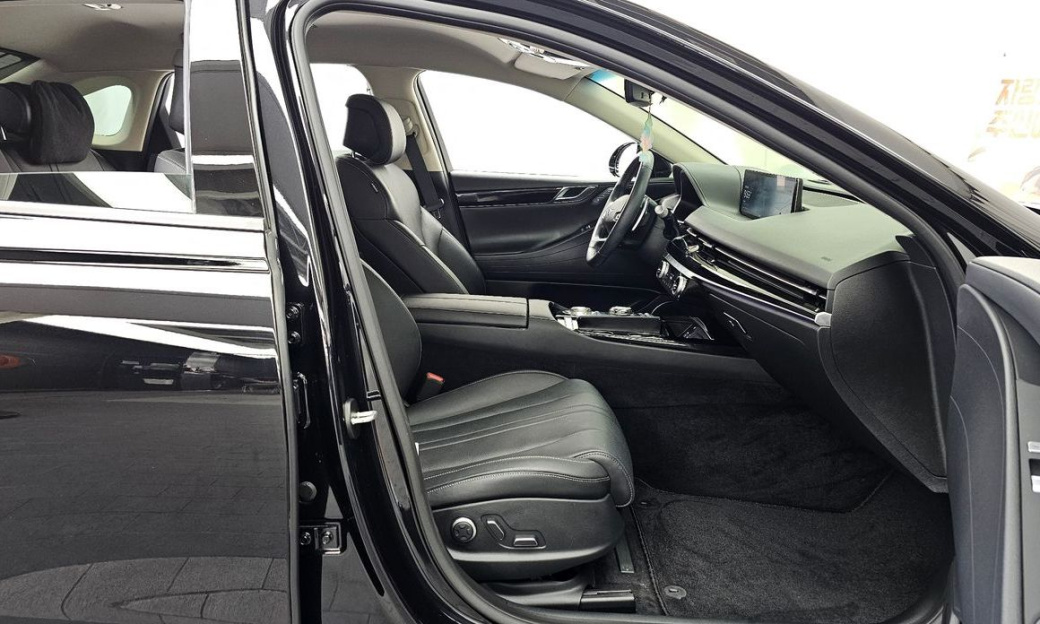 Genesis G80 Gasoline 2.5 Turbo AWD, 2024