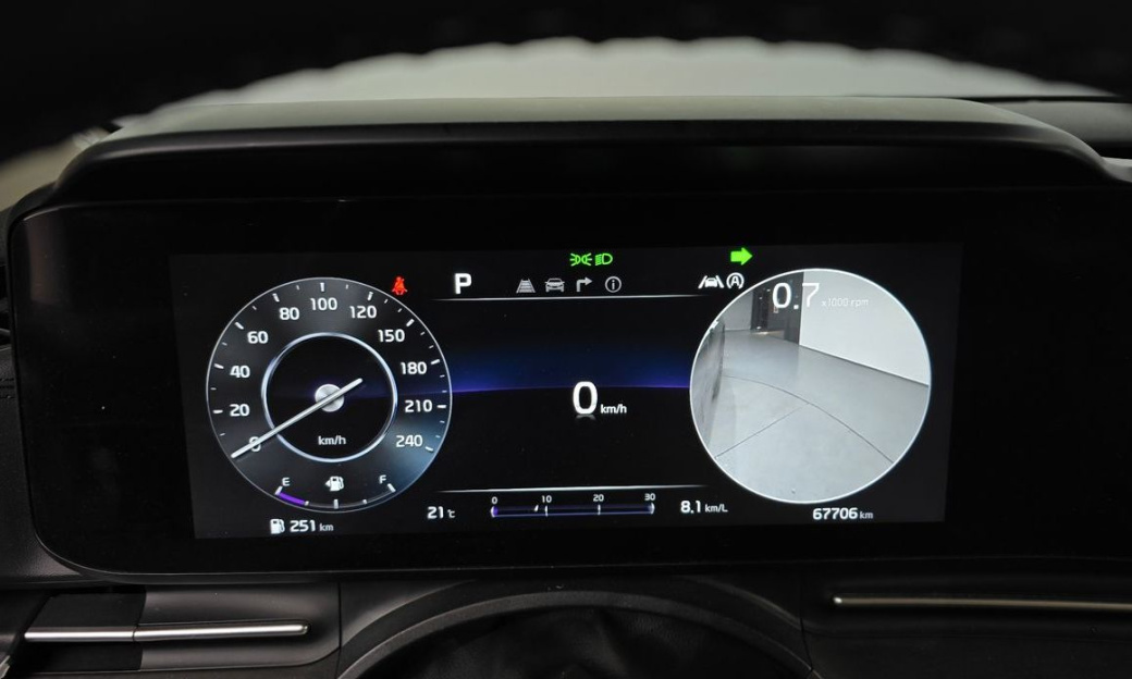 Kia Carnival 9-Seater Signature, 2023