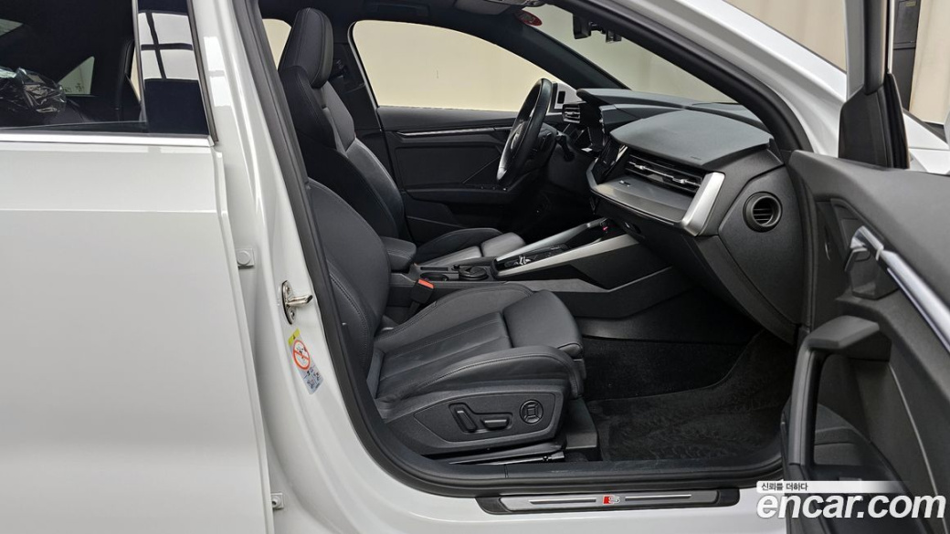 Audi A3 40 TFSI Premium, 2023