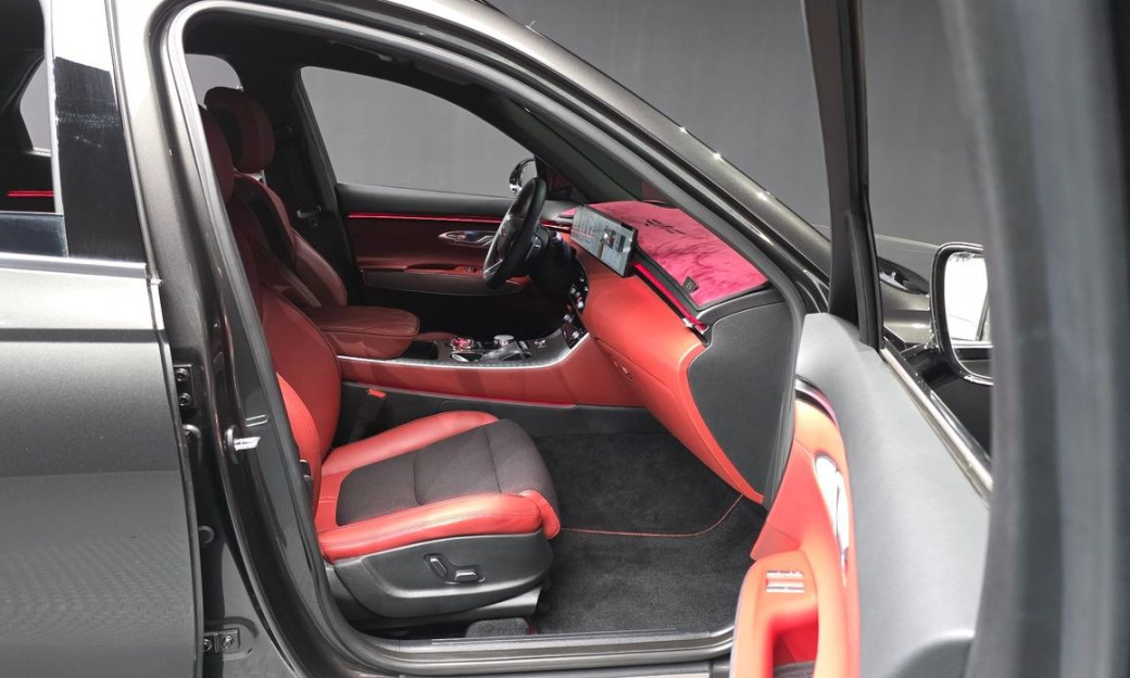 Genesis GV70 2.5T Gasoline AWD, 2025