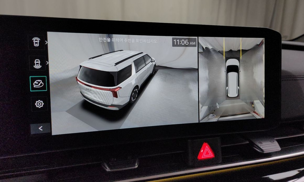 Kia Carnival 9-Seater Signature, 2024