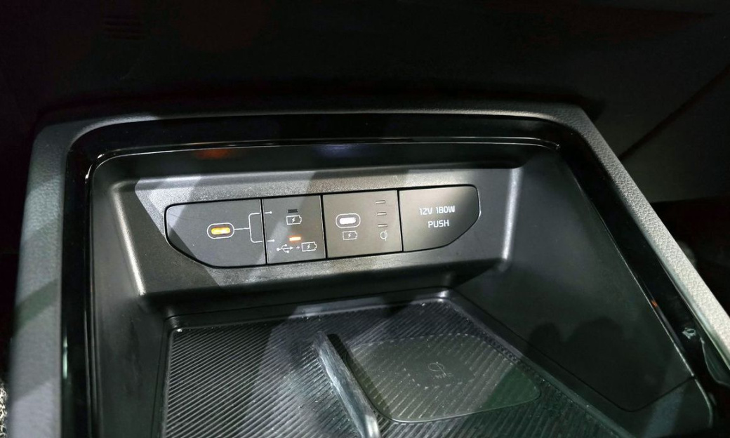 Kia K5 2.0, 2024
