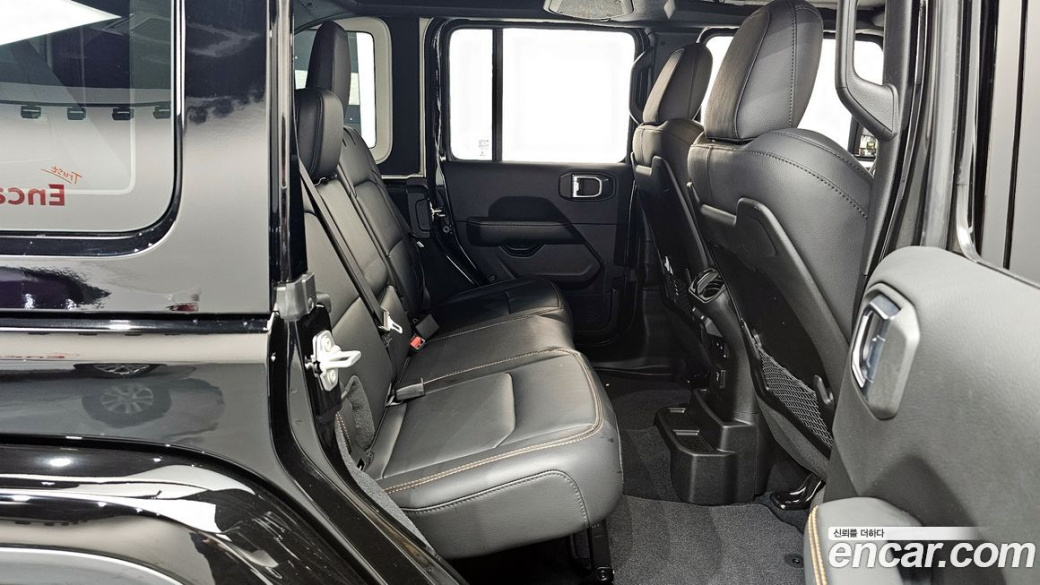 Jeep Wrangler 2.0 Sahara 4Door, 2024