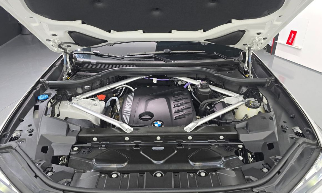 BMW X5 xDrive 30d M Sport, 2025