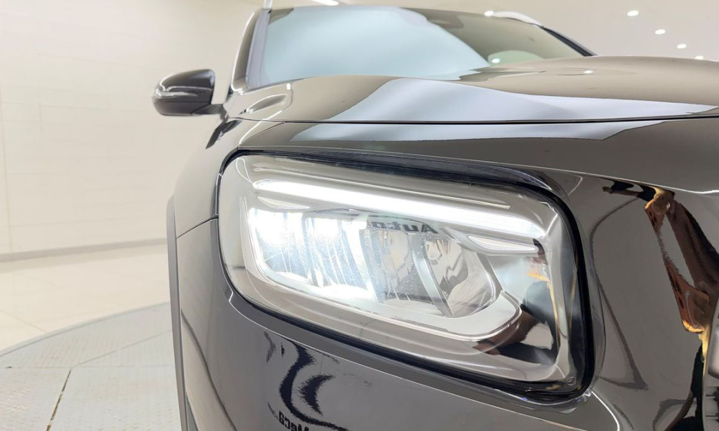 Mercedes-Benz GLB-Class GLB250 4MATIC, 2025
