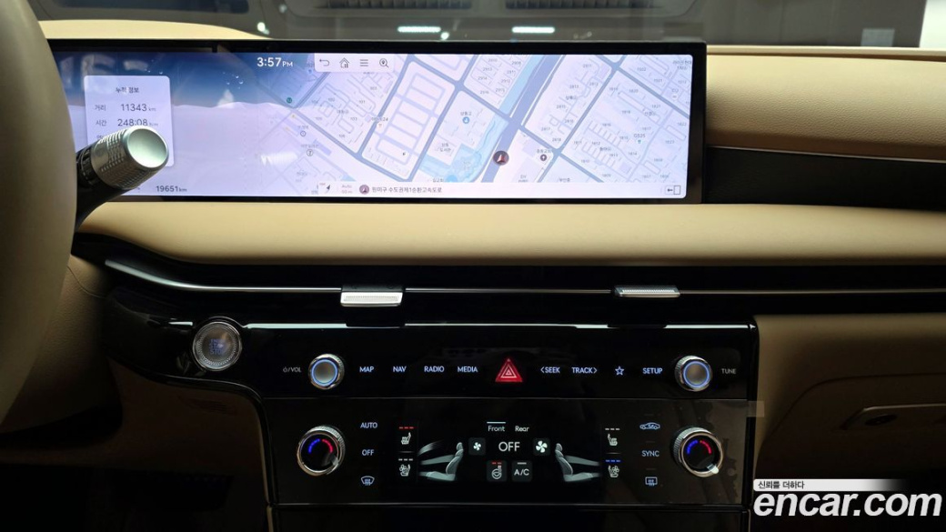 Genesis G80 Gasoline 2.5 Turbo AWD, 2025