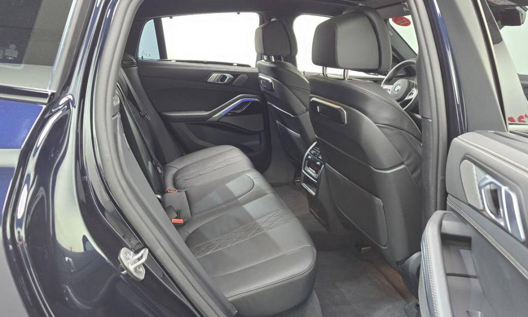 BMW X6 xDrive40i M Sport, 2025