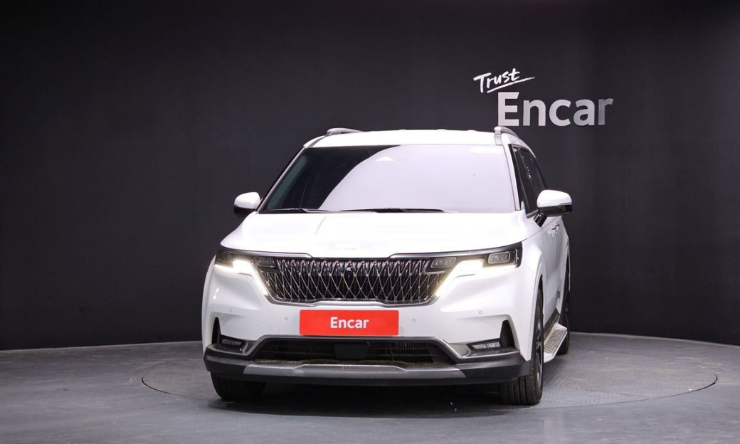 Kia Carnival 9-Seater Signature, 2023