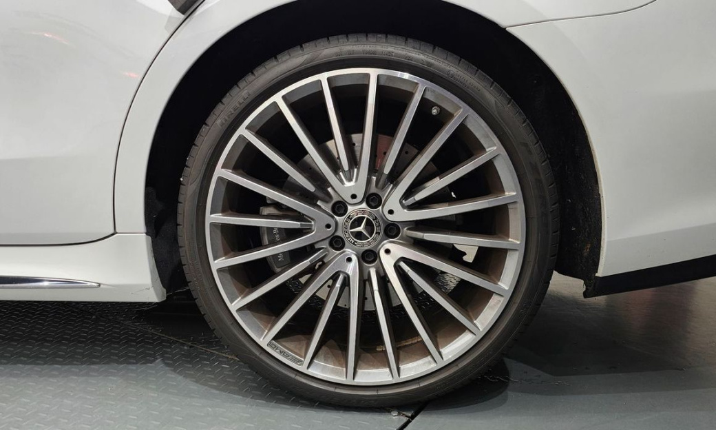 Mercedes-Benz S-Class S500L 4MATIC, 2024