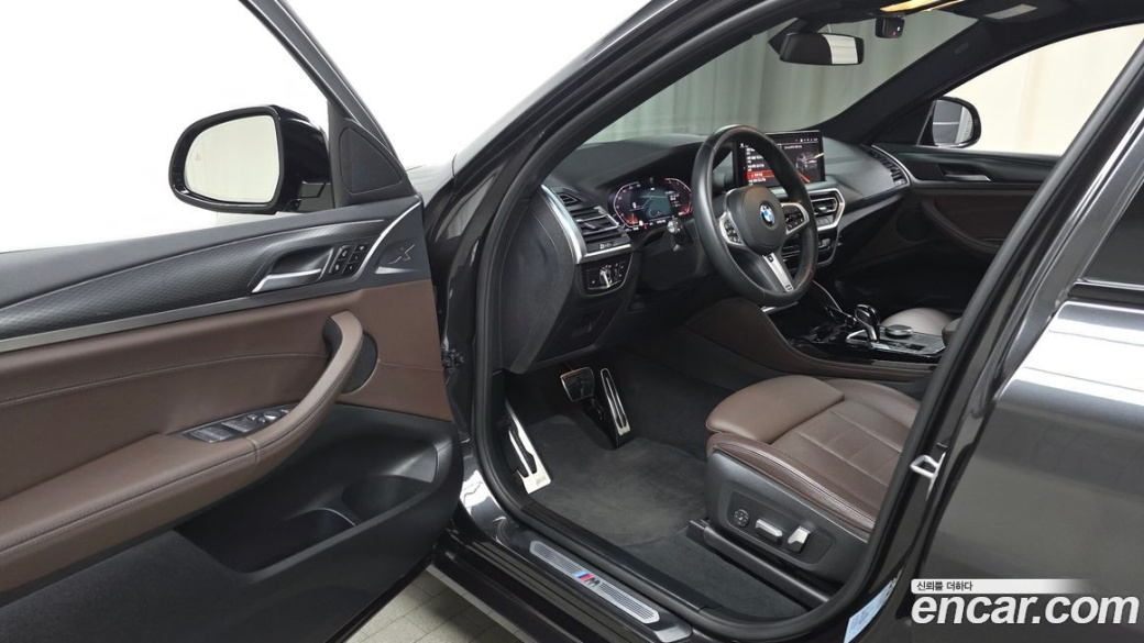 BMW X4 xDrive20i M Sport, 2022