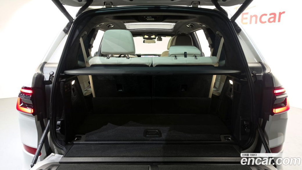 BMW X7 xDrive 40i M Sport 6STR, 2024