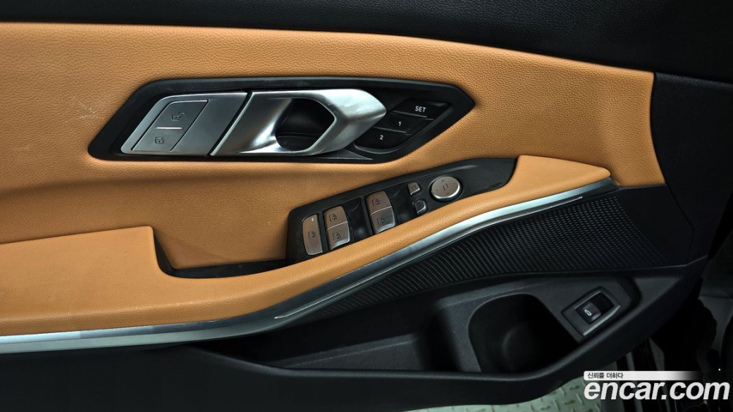 BMW 3-Series 320i M Sport, 2023