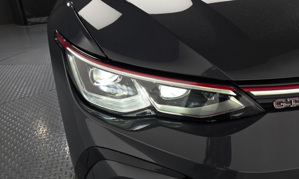 Volkswagen Golf 2.0 GTI, 2024