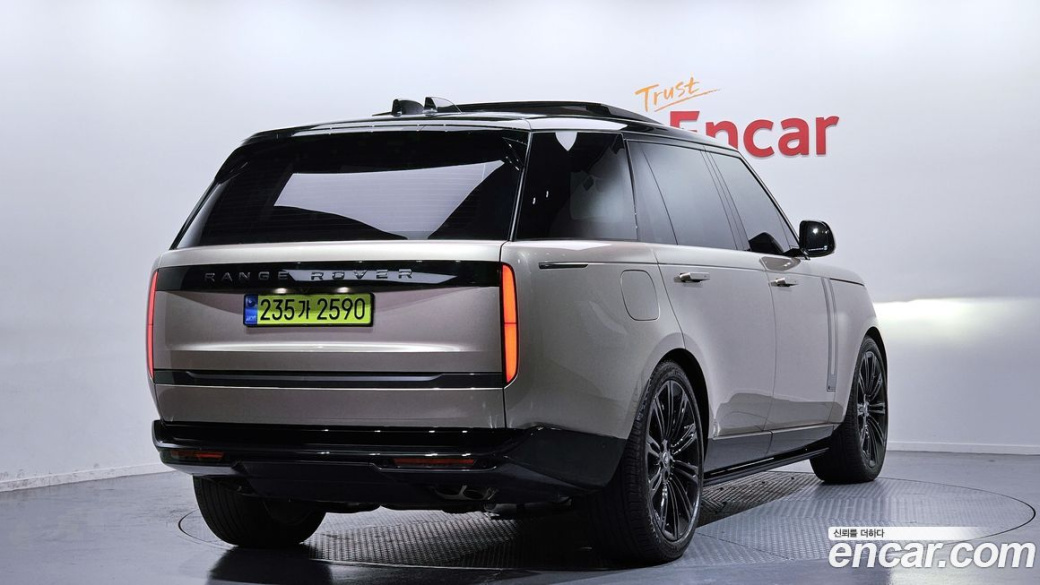 Land Rover Range Rover P530 Autobiography Long Wheel Base, 2025