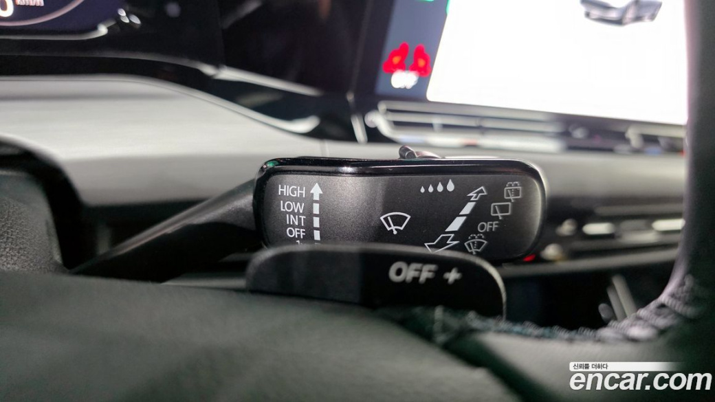 Volkswagen Golf 2.0 TDI Prestige, 2024