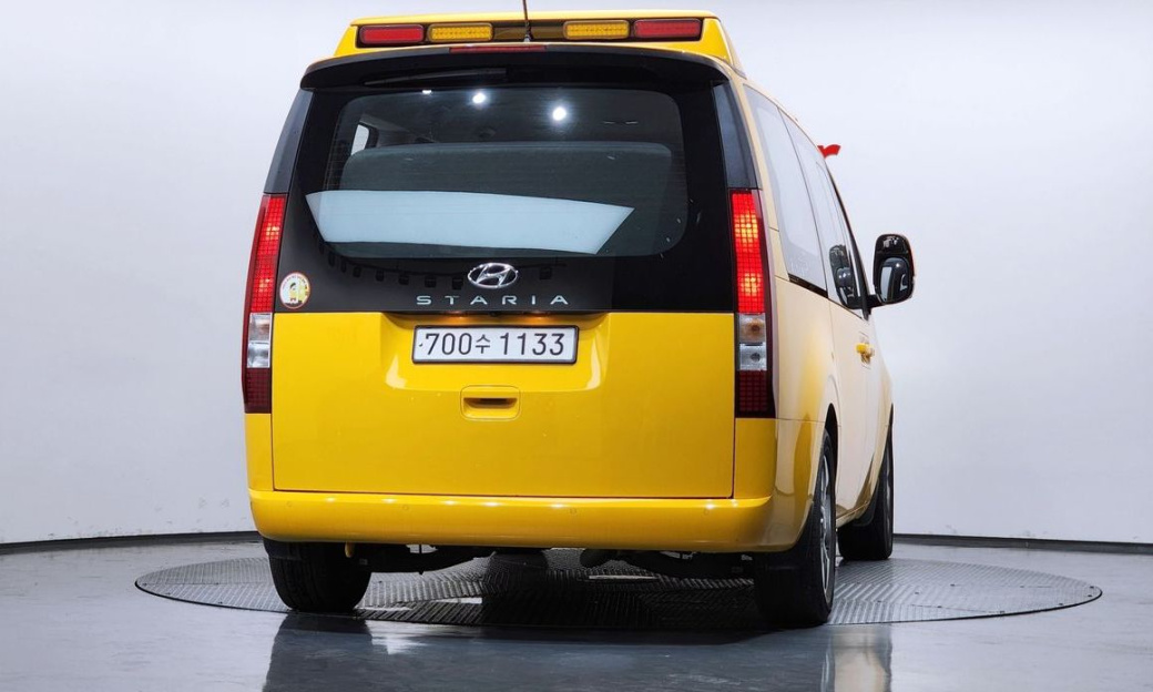 Hyundai Staria 2WD Kinder Safety Car, 2023