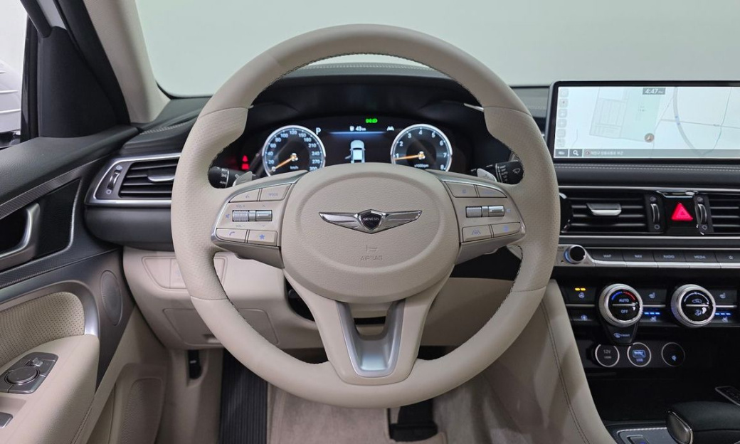 Genesis G70 Gasoline 2.0T 4WD, 2022