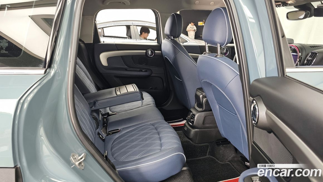 Mini Countryman ALL4 Classic Launch Pack, 2023