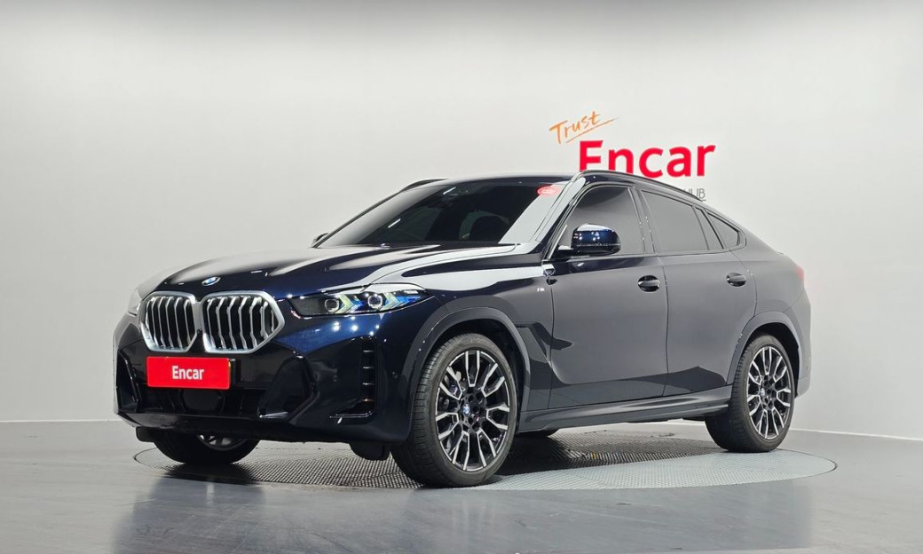BMW X6 xDrive40i M Sport, 2025