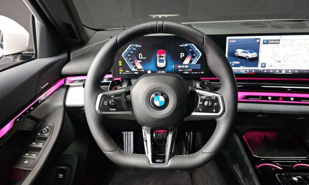 BMW 5-Series 520i M Sport, 2025