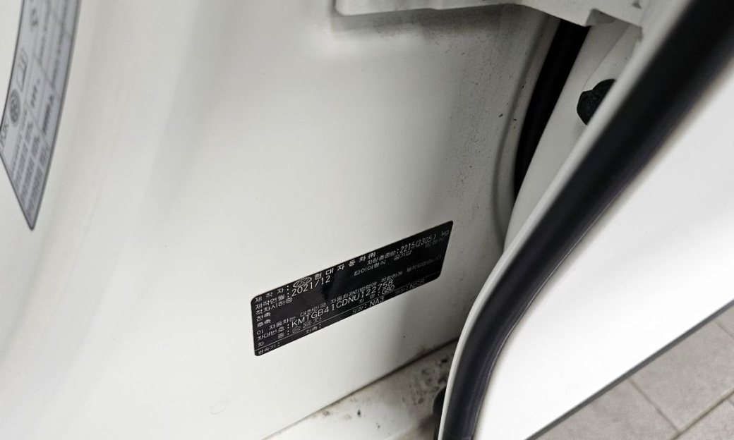 Genesis G80 Gasoline 2.5 Turbo AWD, 2022