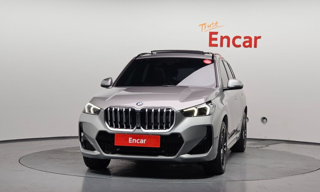 BMW X1 xDrive 20i M Sport, 2025
